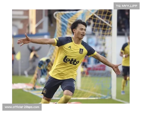 三笘薰与布莱顿续约至2027年 周薪提升至八万镑 三笘薰与布莱顿续约至2027年 周薪提升至八万镑