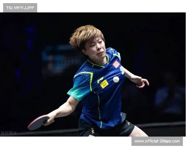 仁川温馨家庭聚会 杜凯琹王艺迪甜蜜比心助力兄妹情谊升温 仁川温馨家庭聚会 杜凯琹王艺迪甜蜜比心助力兄妹情谊升温