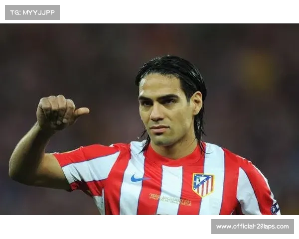 法尔考稳居欧联杯历史射手榜首位 奥巴梅扬紧随其后争创佳绩 法尔考稳居欧联杯历史射手榜首位 奥巴梅扬紧随其后争创佳绩